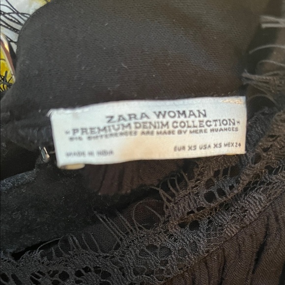 Zara Elegant Black Lace Top - Picture 2 of 5
